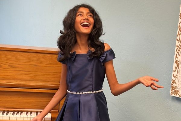 Singing Lessons | East West Music & Dance